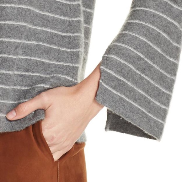 VINCE NWT 100% CASHMERE STRIPED BELL SLEEVE HEATHER STONE/STERLING SWEATER. XS - Picture 5 of 15